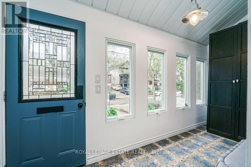 158 Waverley Road, Toronto, Ontario  M4L 3T3 - Photo 3 - E13181854