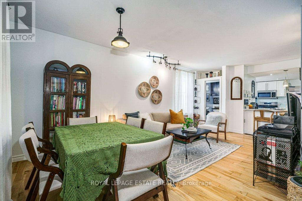 158 Waverley Road, Toronto, Ontario  M4L 3T3 - Photo 6 - E13181854