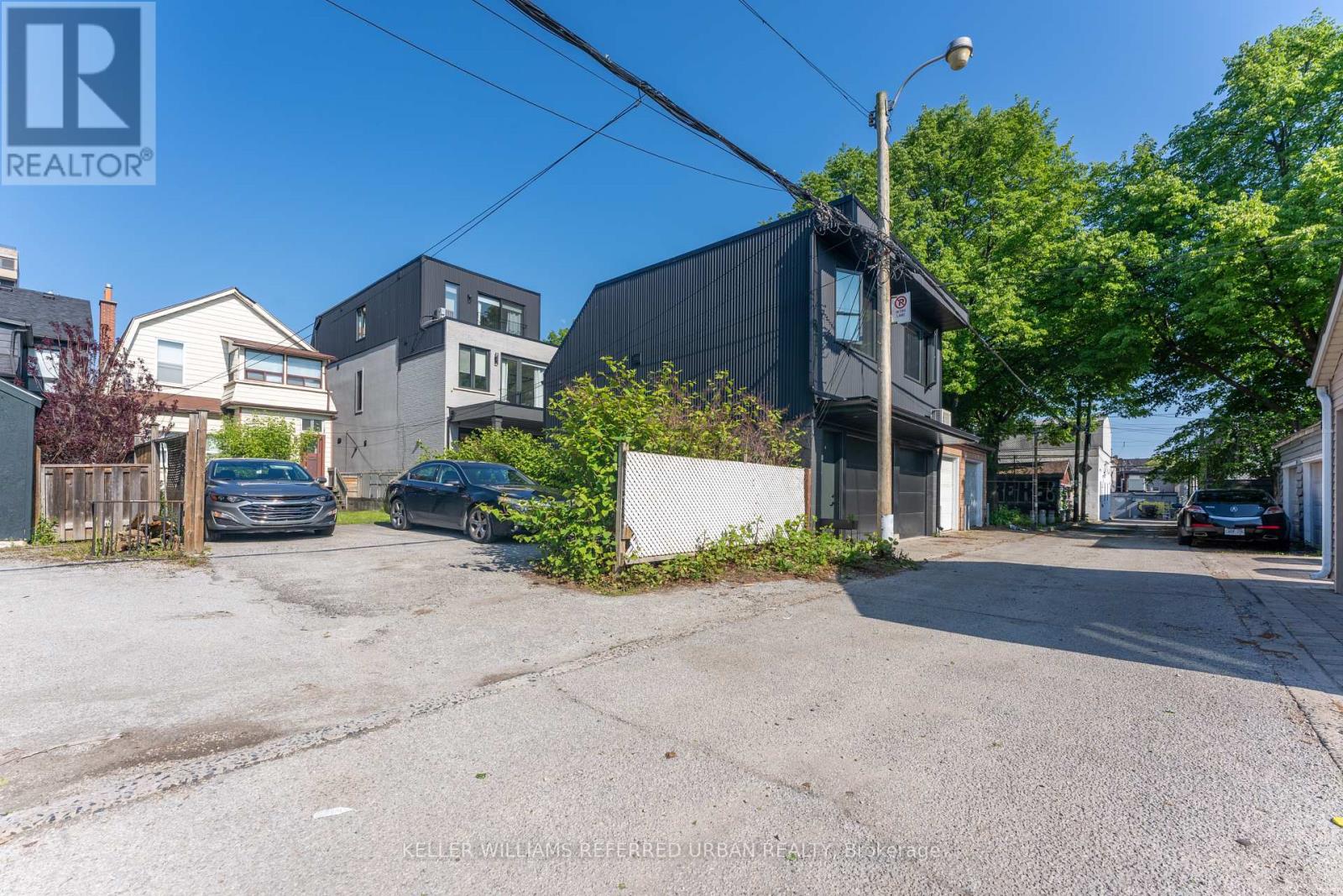 84 Gough Avenue, Toronto, Ontario  M4K 3N8 - Photo 5 - E13181966