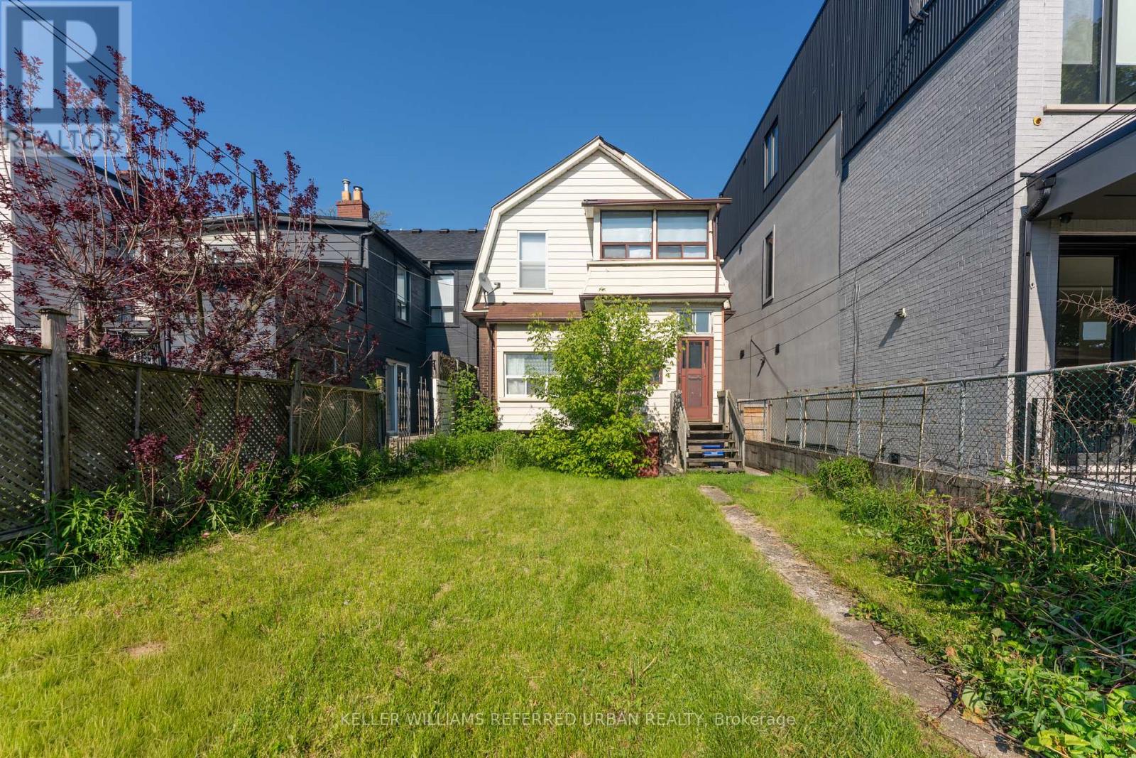 84 Gough Avenue, Toronto, Ontario  M4K 3N8 - Photo 7 - E13181966