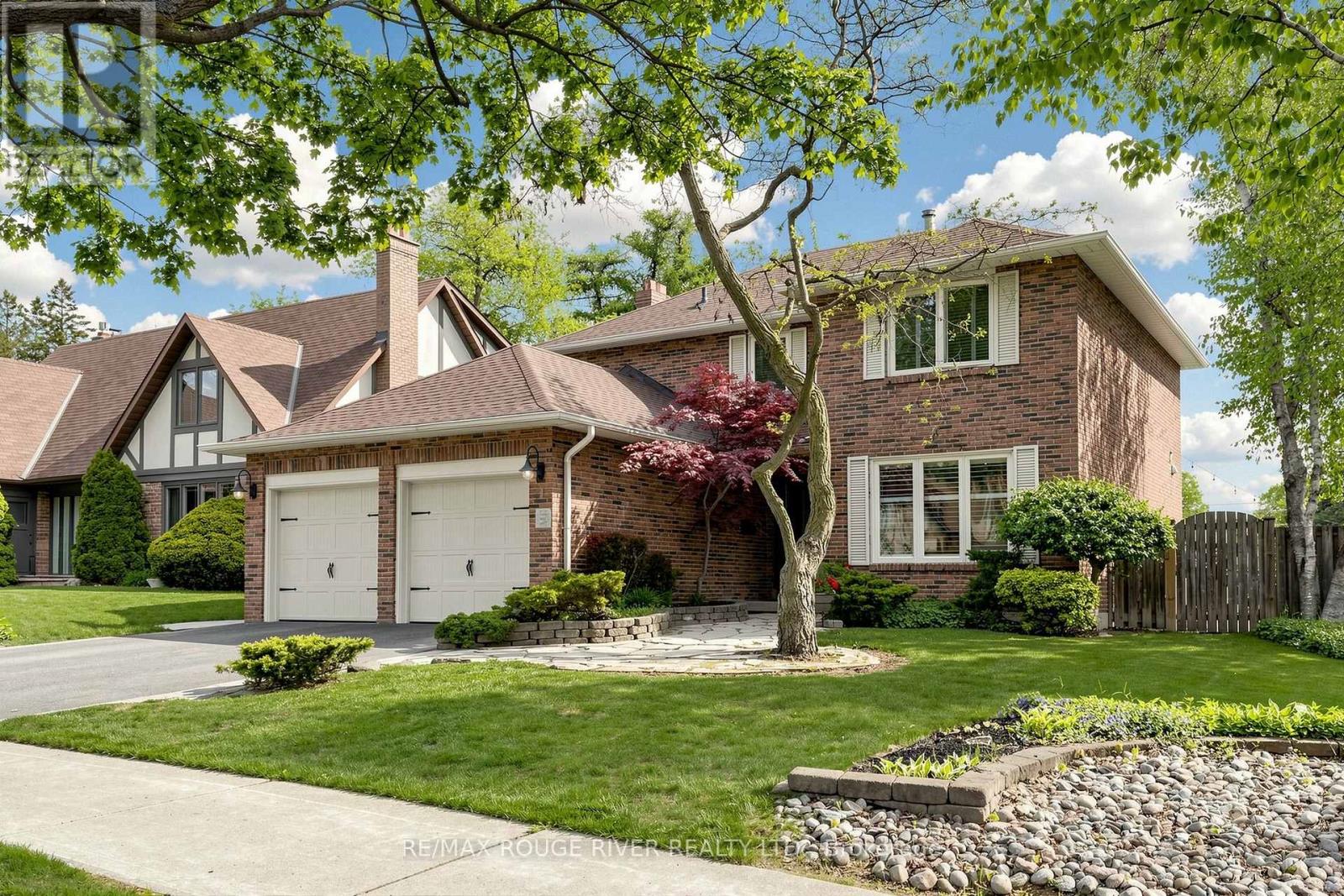 21 Ramblewood Drive, Toronto, Ontario  M1C 3E2 - Photo 1 - E13182000