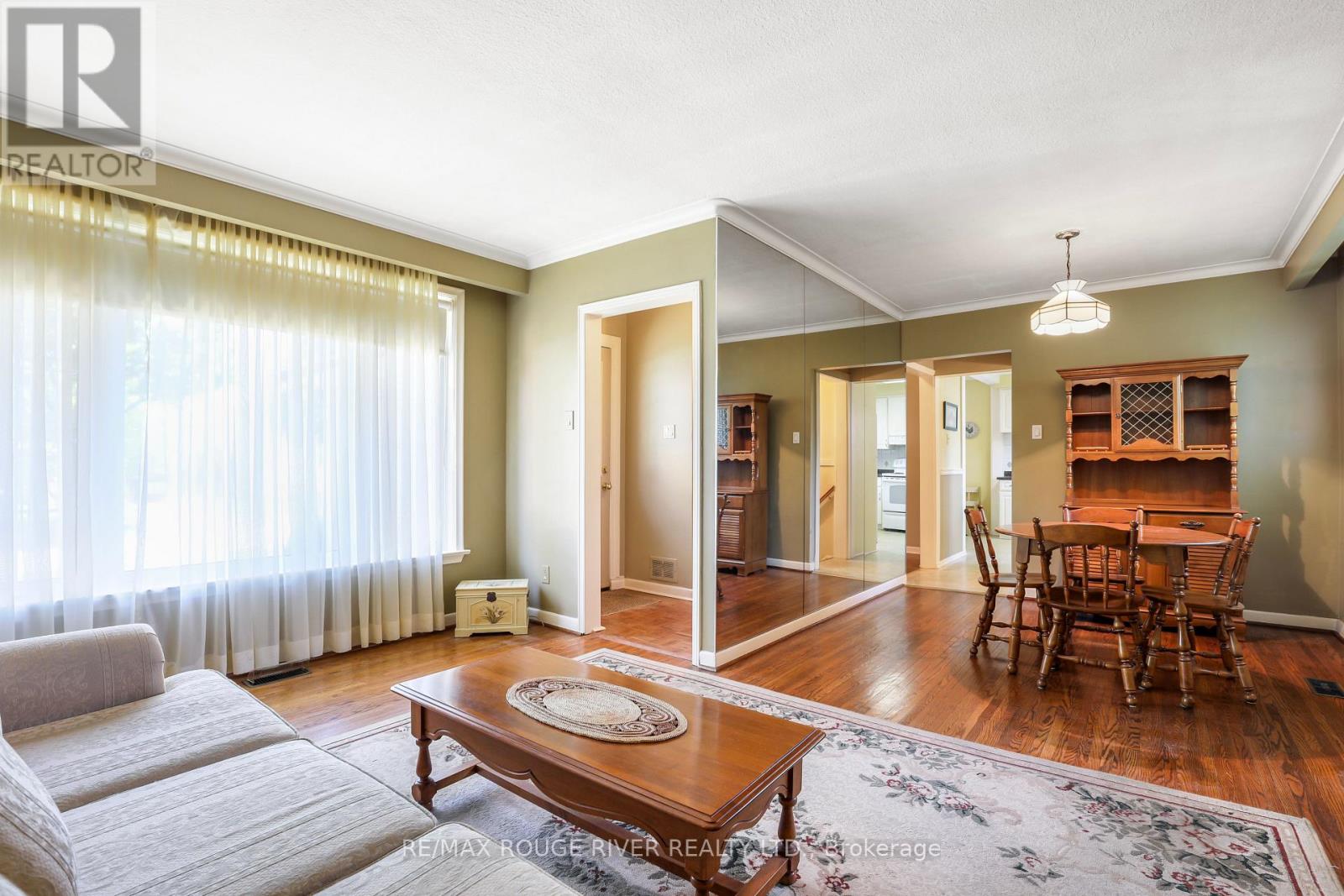 14 Farmbrook Road, Toronto, Ontario  M1J 2S4 - Photo 10 - E13182184