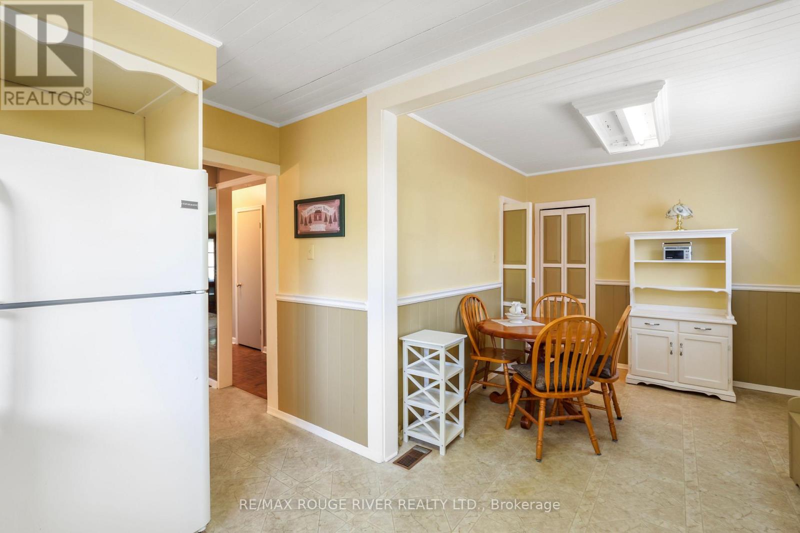 14 Farmbrook Road, Toronto, Ontario  M1J 2S4 - Photo 6 - E13182184