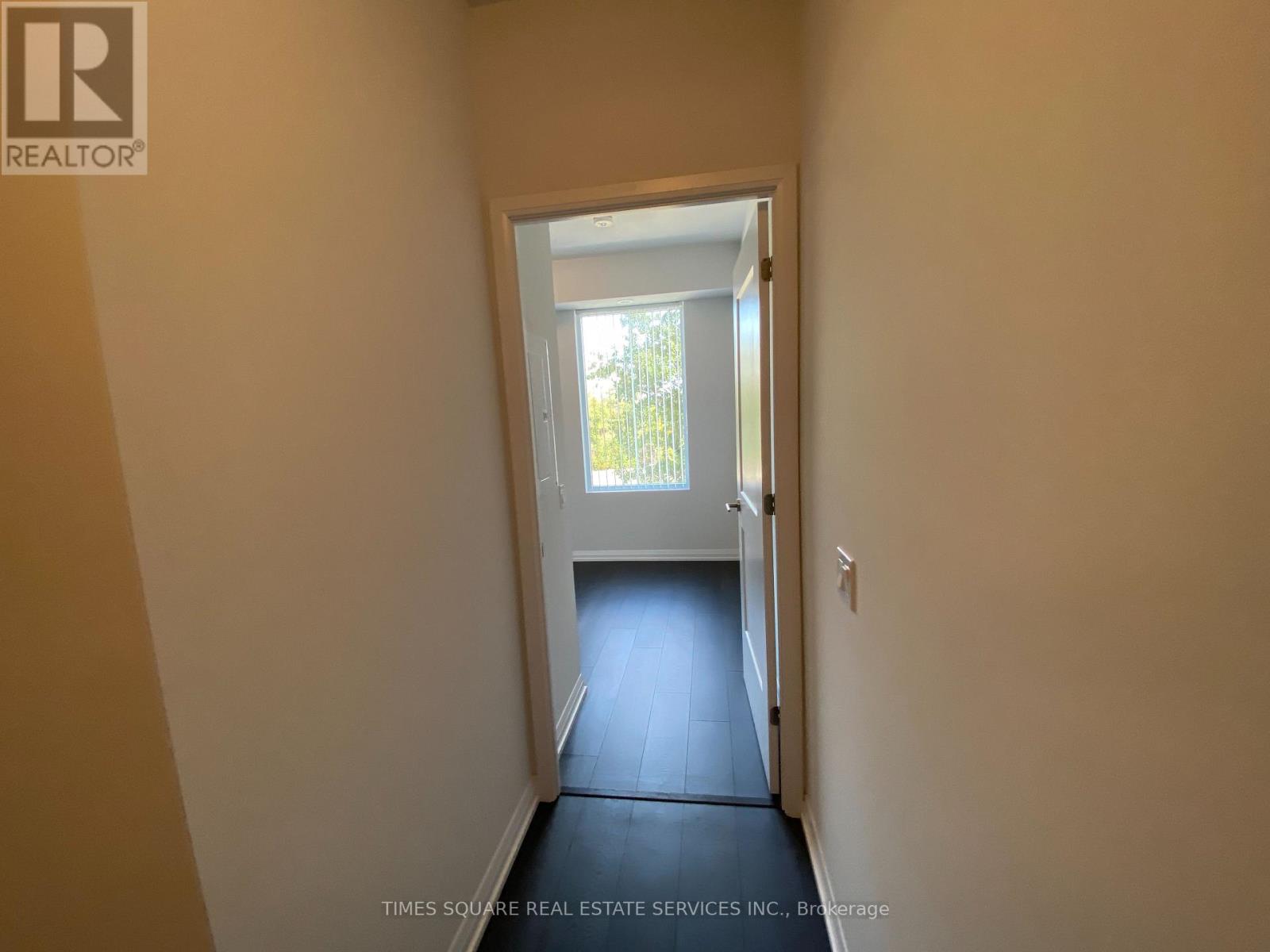 Th32 - 1050 Portage Parkway, Vaughan, Ontario  L4K 2M7 - Photo 15 - N13182046