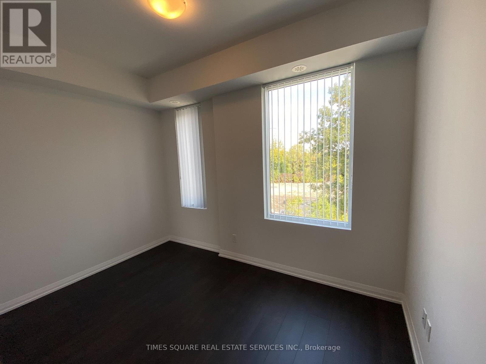 Th32 - 1050 Portage Parkway, Vaughan, Ontario  L4K 2M7 - Photo 16 - N13182046