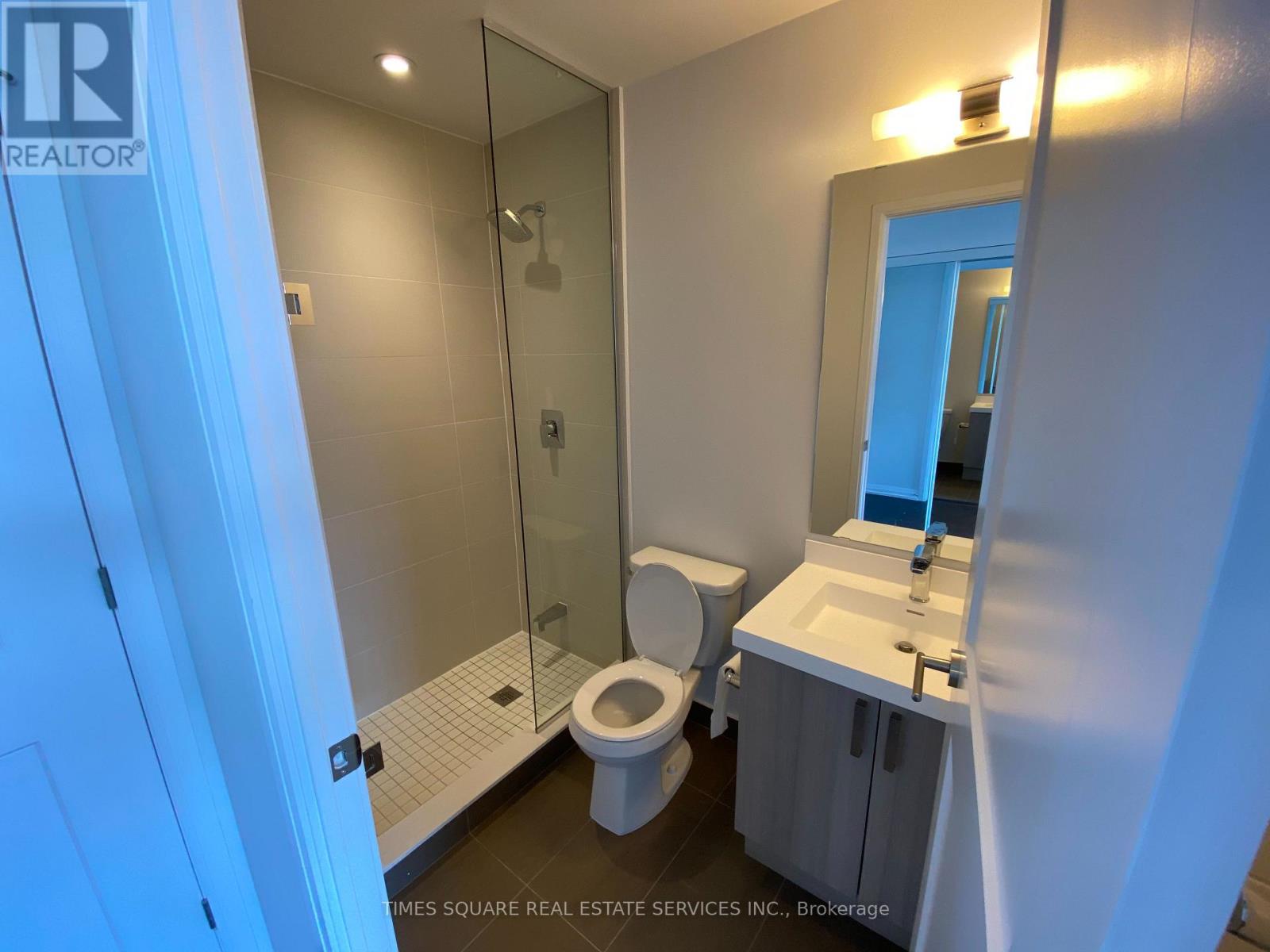 Th32 - 1050 Portage Parkway, Vaughan, Ontario  L4K 2M7 - Photo 24 - N13182046