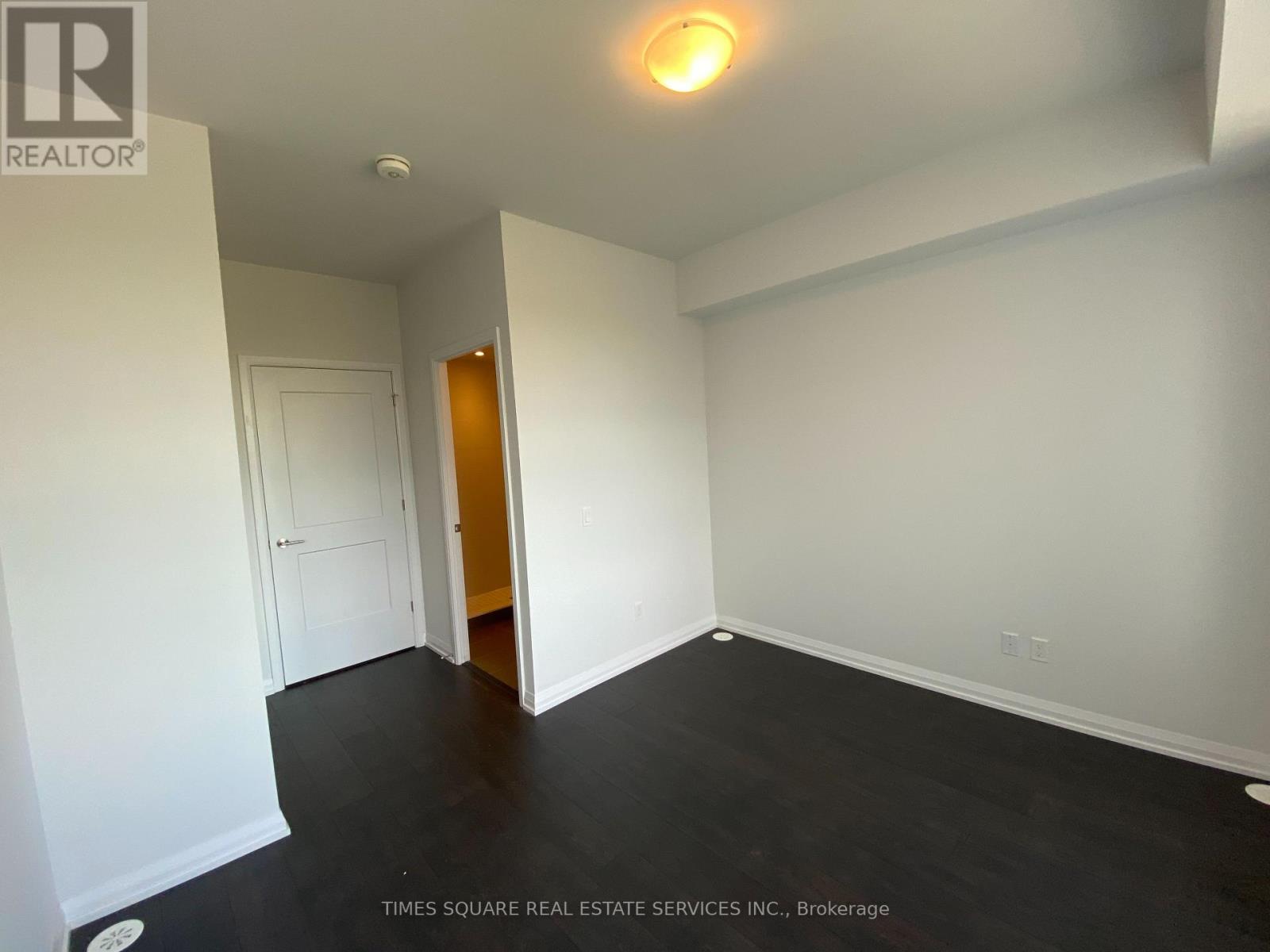 Th32 - 1050 Portage Parkway, Vaughan, Ontario  L4K 2M7 - Photo 25 - N13182046