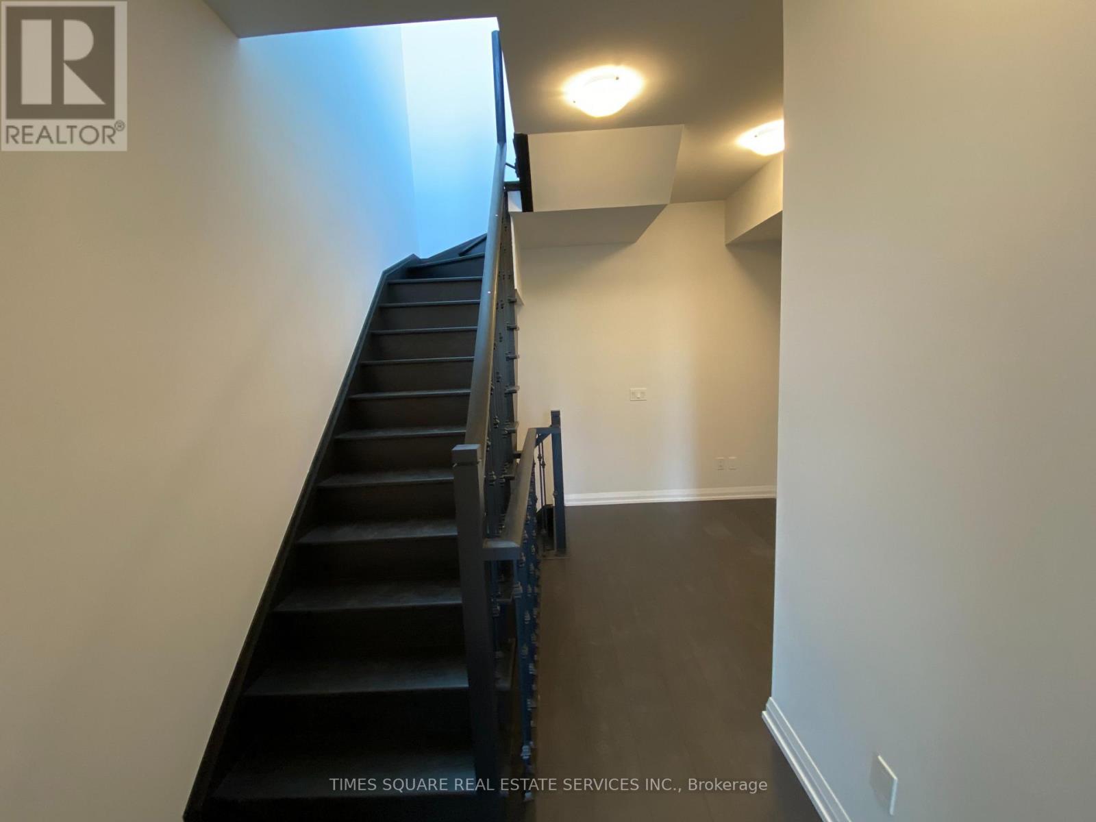 Th32 - 1050 Portage Parkway, Vaughan, Ontario  L4K 2M7 - Photo 27 - N13182046