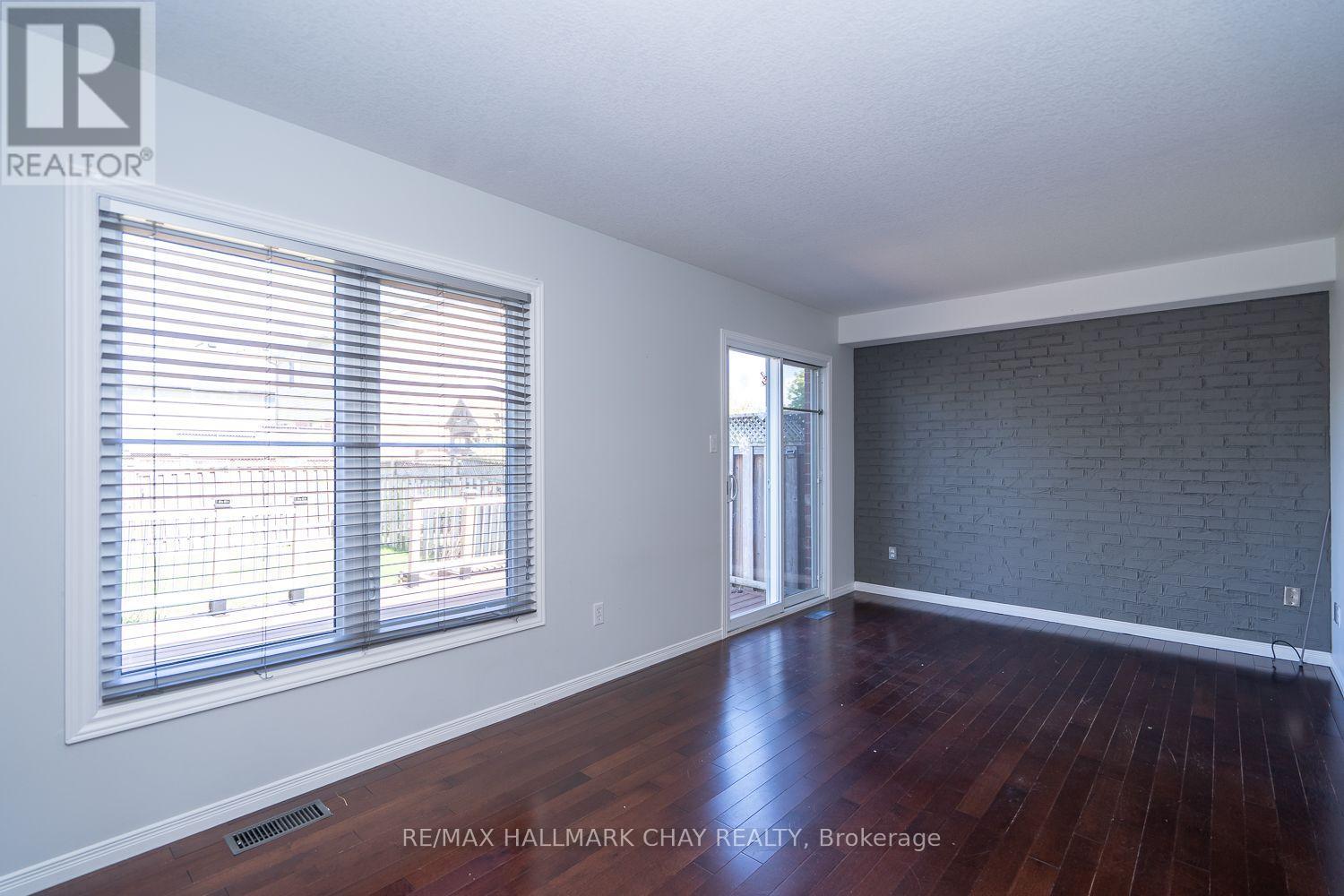15 Wallace Street, New Tecumseth, Ontario  L9R 2G5 - Photo 13 - N13182172