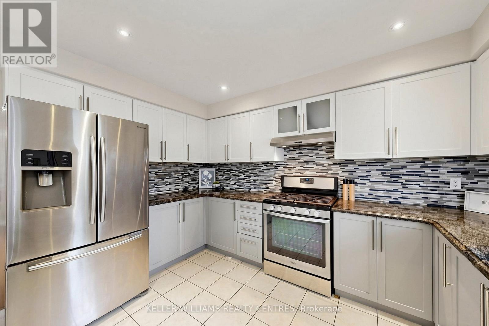 349 Mccaffrey Road, Newmarket, Ontario  L3X 1J2 - Photo 15 - N13182176