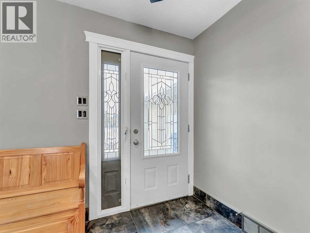 2508 12 Avenue SE, Medicine Hat, Alberta  T1B 1V6 - Photo 6 - A2281618
