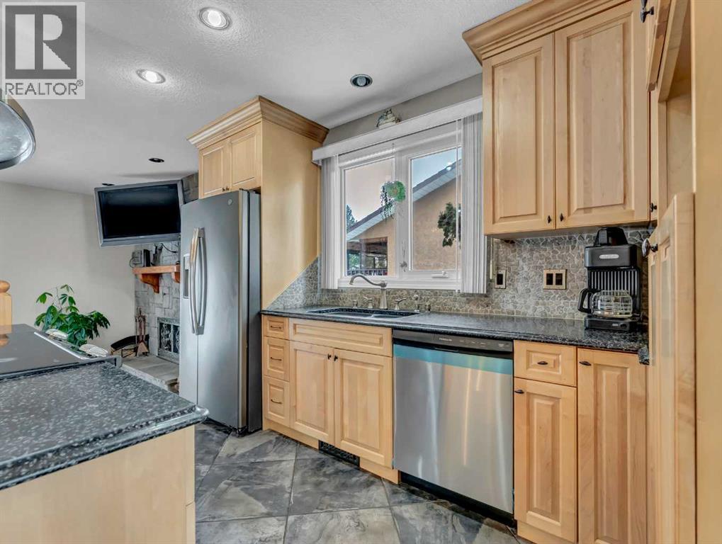2508 12 Avenue SE, Medicine Hat, Alberta  T1B 1V6 - Photo 8 - A2281618