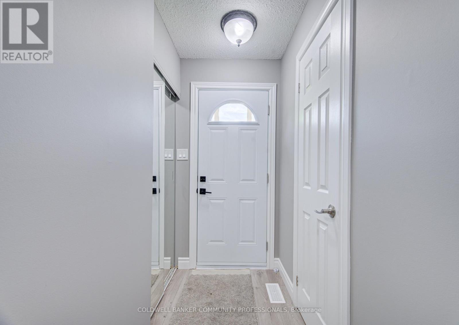 17 - 150 Gateshead Crescent, Hamilton, Ontario  L8G 4A7 - Photo 3 - X13175702