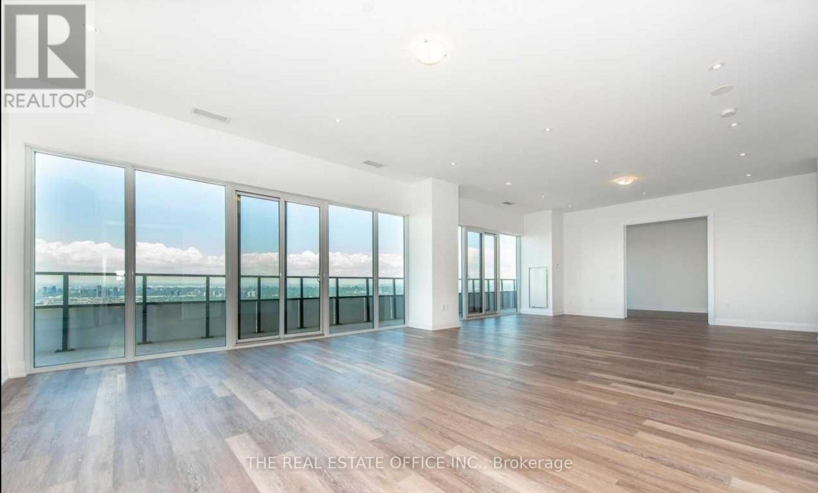 6601 - 30 Shore Breeze Drive, Toronto, Ontario  M8V 1A1 - Photo 2 - W13181814