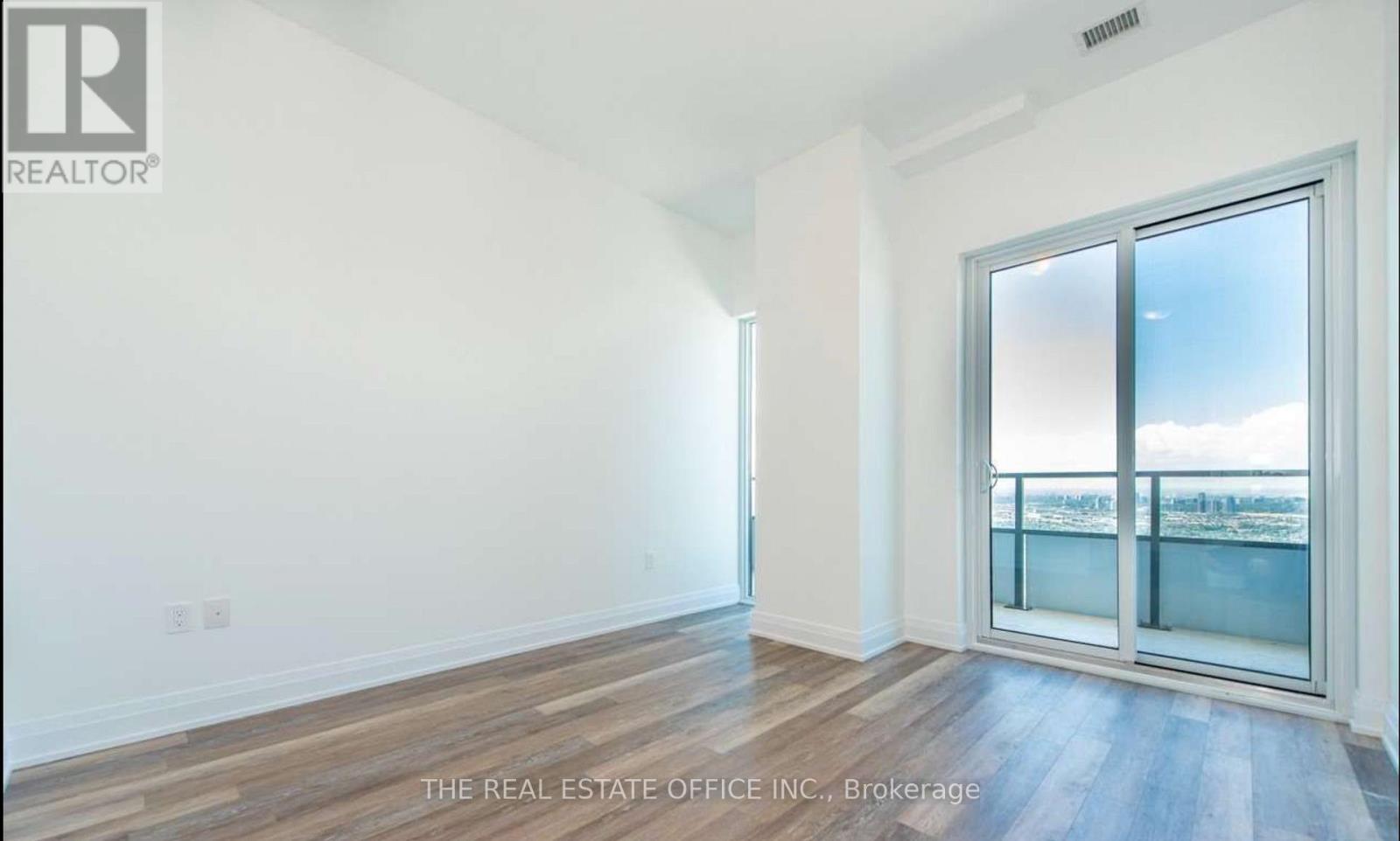 6601 - 30 Shore Breeze Drive, Toronto, Ontario  M8V 1A1 - Photo 5 - W13181814