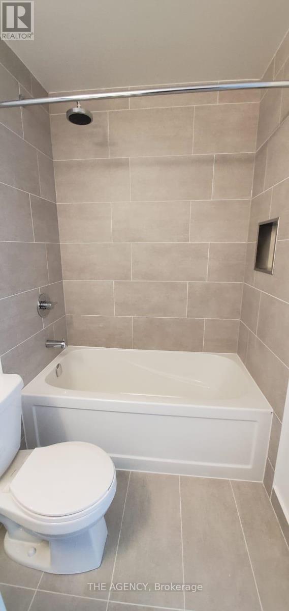 301 - 2520 Eglinton Avenue W, Mississauga, Ontario  L5M 0Y4 - Photo 13 - W13181834