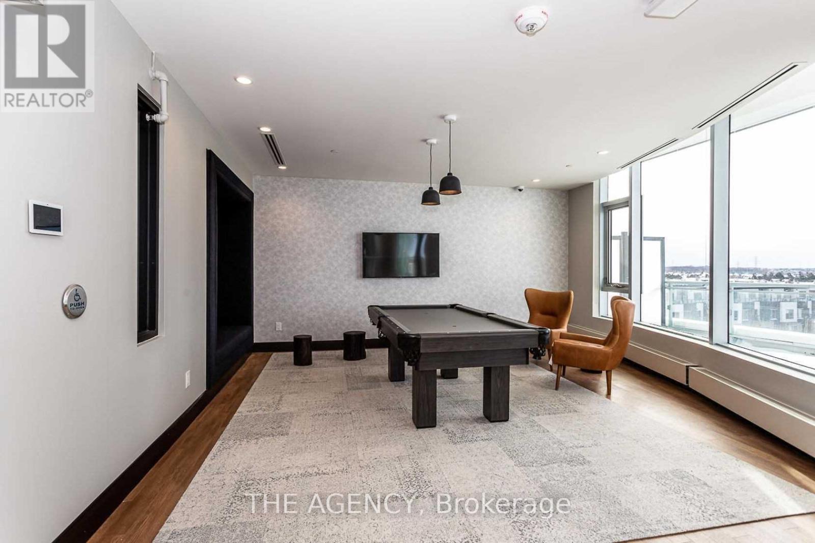 301 - 2520 Eglinton Avenue W, Mississauga, Ontario  L5M 0Y4 - Photo 17 - W13181834