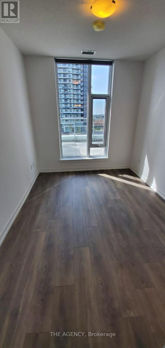 301 - 2520 Eglinton Avenue W, Mississauga, Ontario  L5M 0Y4 - Photo 8 - W13181834
