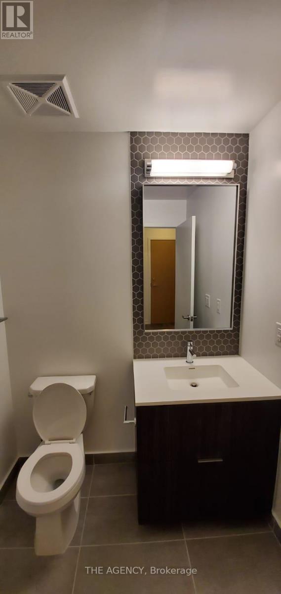 301 - 2520 Eglinton Avenue W, Mississauga, Ontario  L5M 0Y4 - Photo 9 - W13181834