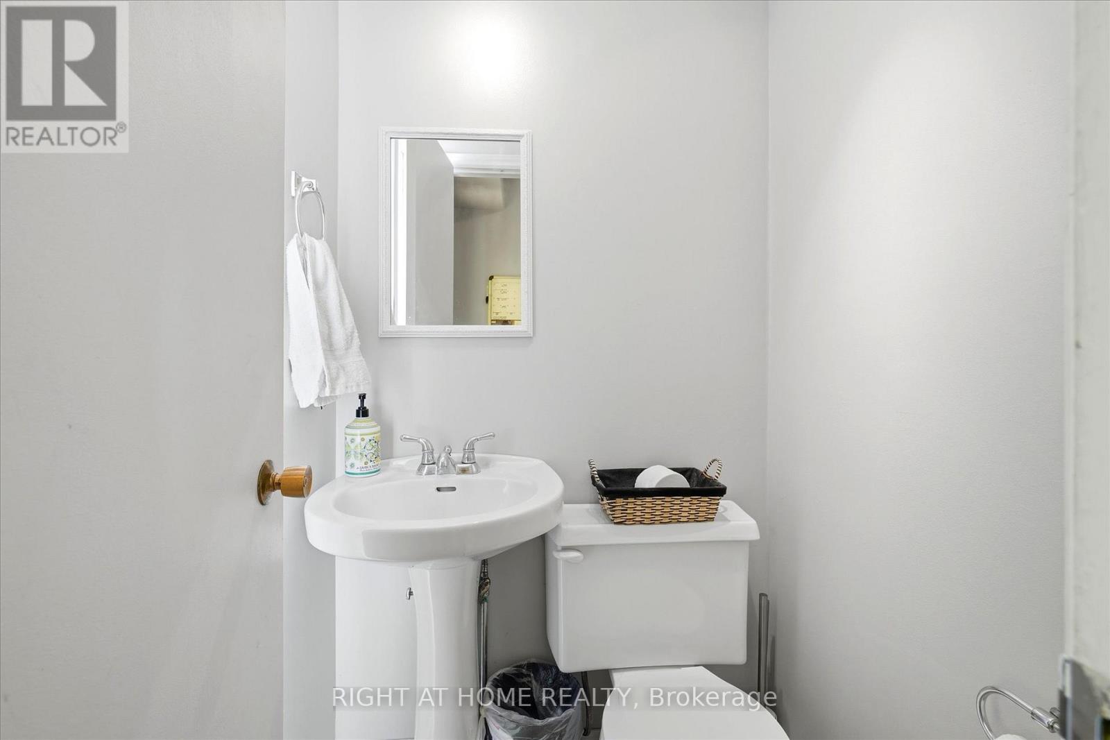 100 Burbank Crescent, Orangeville, Ontario  L9W 3E7 - Photo 3 - W13182108