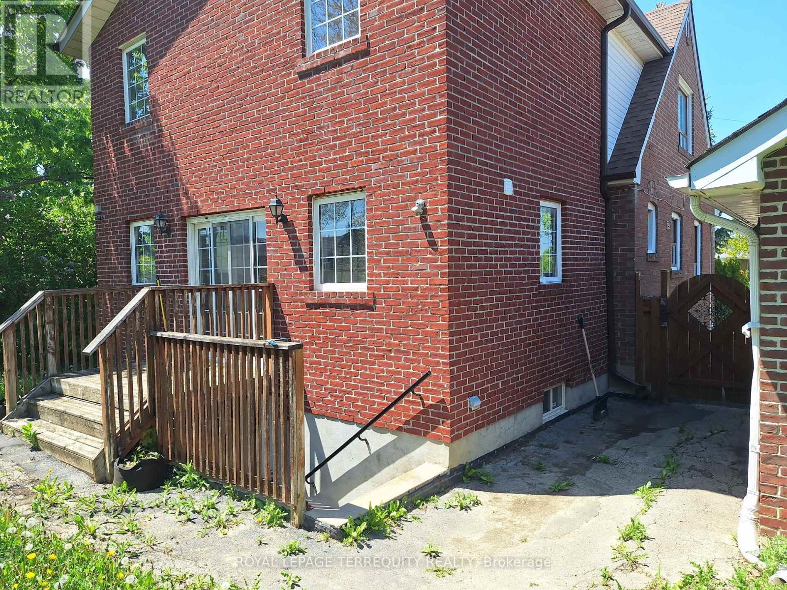 17 Compton Crescent, Toronto, Ontario  M3M 2C3 - Photo 17 - W13182192