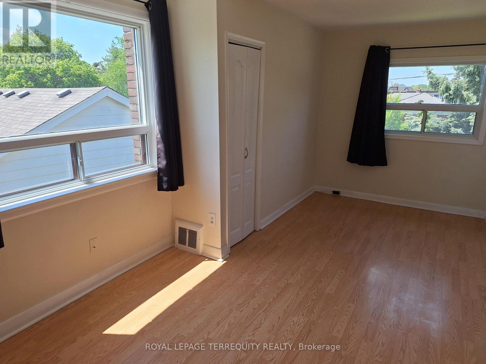 17 Compton Crescent, Toronto, Ontario  M3M 2C3 - Photo 9 - W13182192