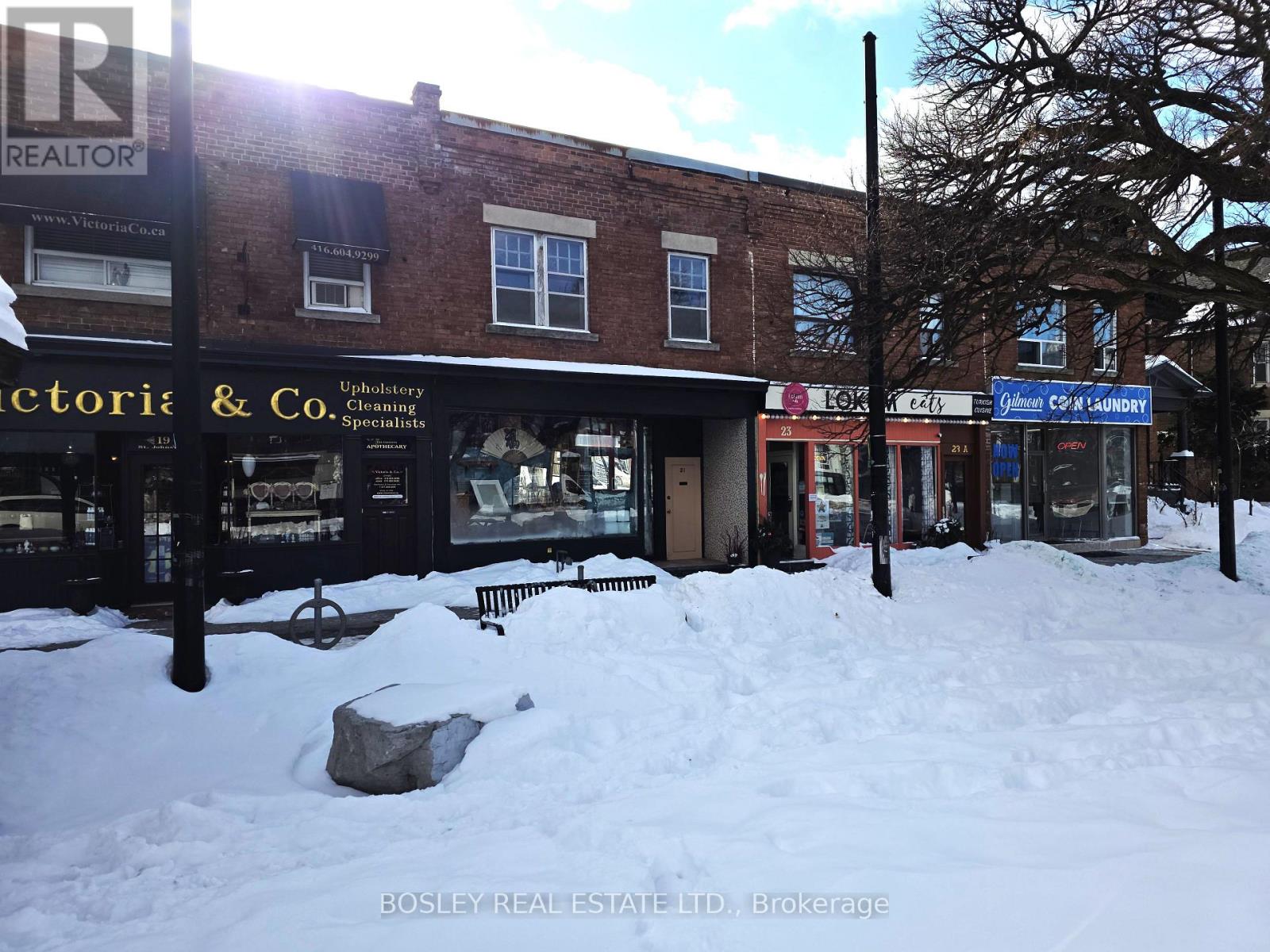 21 St. John's Road, Toronto, Ontario  M6P 1T7 - Photo 4 - W13182314