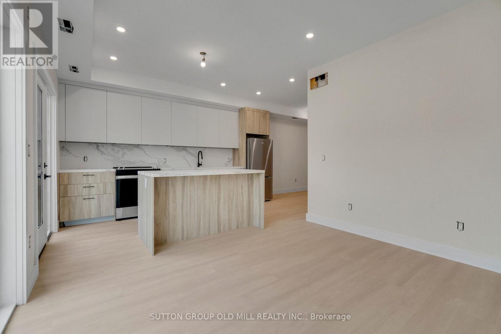 02 - 625 Harvie Avenue, Toronto, Ontario  M6E 4M4 - Photo 8 - W13182332