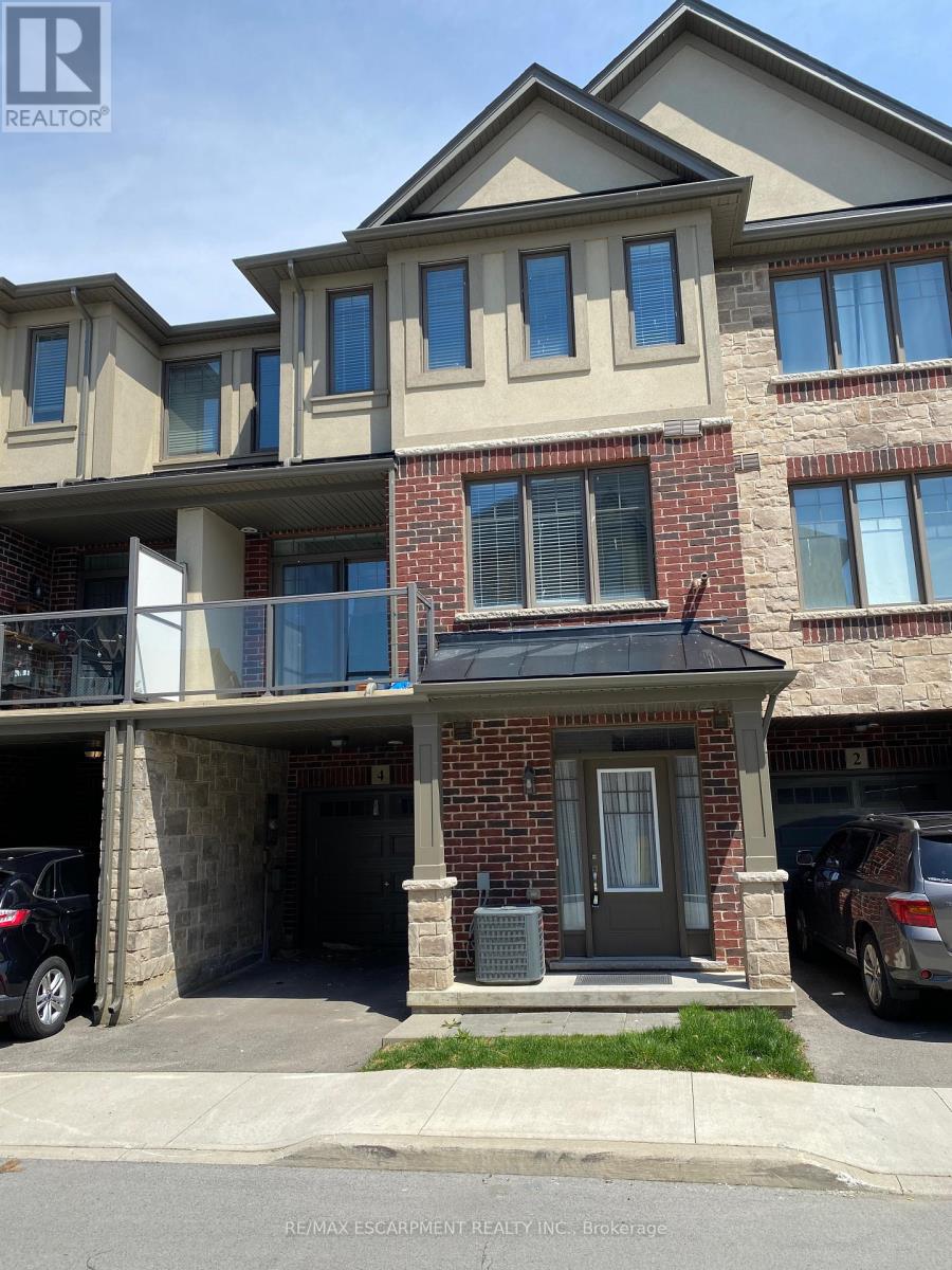 4 Workman Lane, Hamilton, Ontario  L9G 0H2 - Photo 1 - X13181998