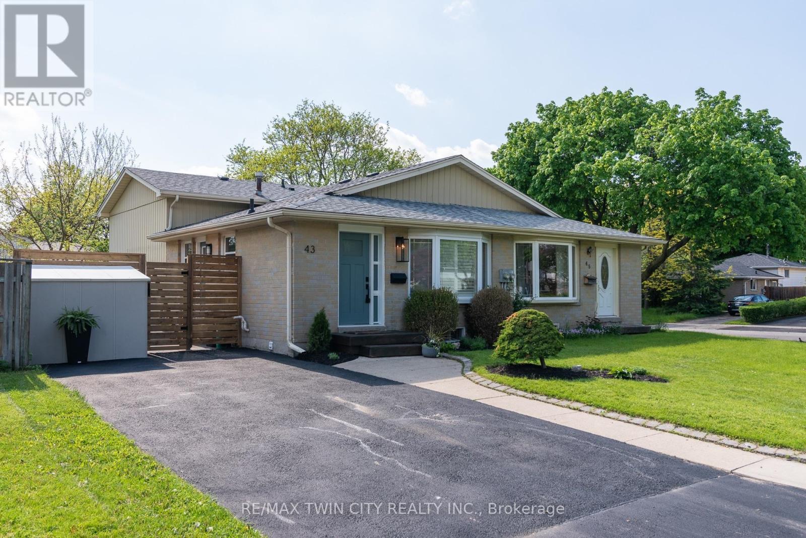 43 Inverness Street, Brantford, Ontario  N3V 1A9 - Photo 1 - X13182014