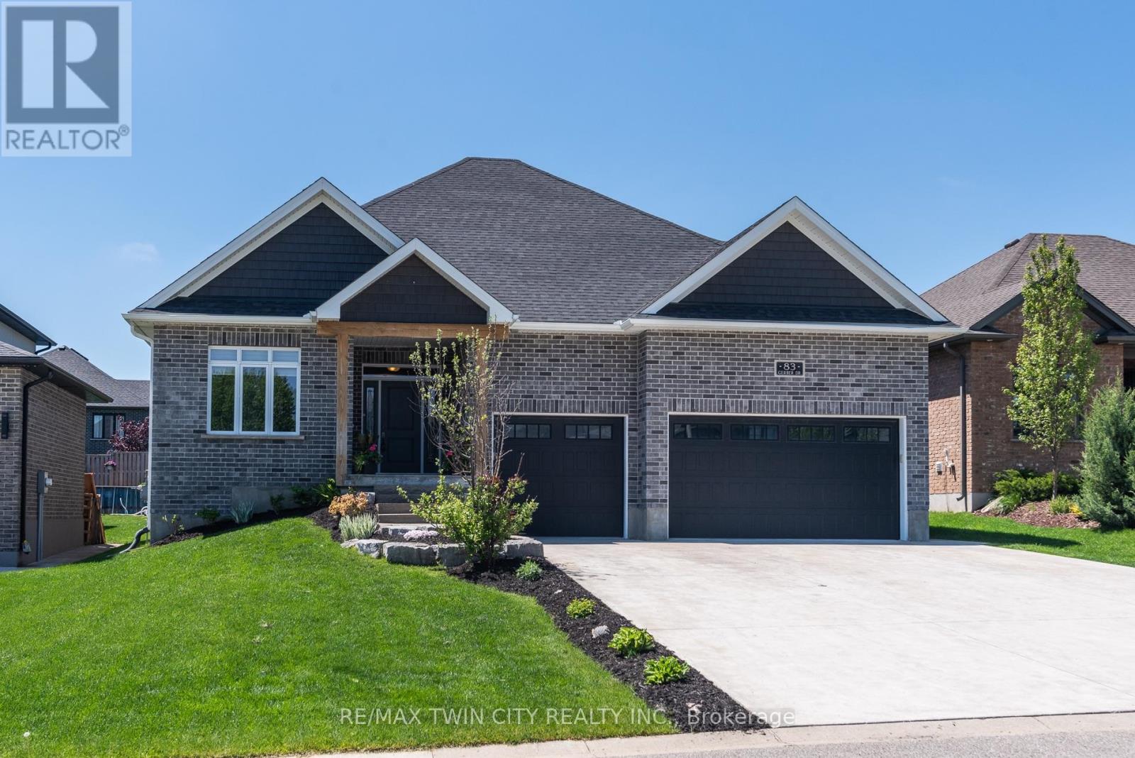 83 GERBER DRIVE, Perth East, Ontario