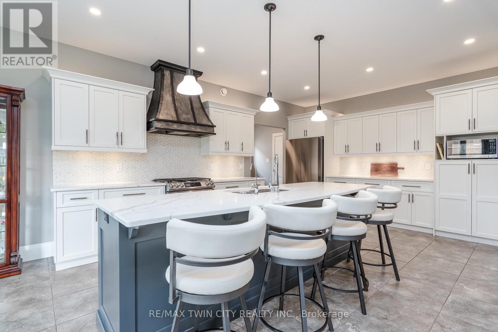 83 Gerber Drive, Perth East, Ontario  N0K 1M0 - Photo 10 - X13182022