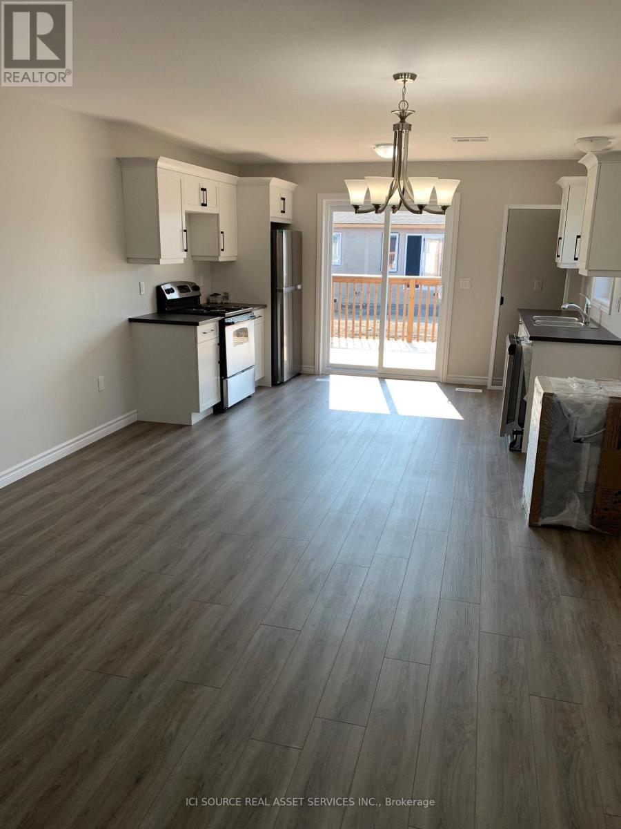 B - 120 Sienna Avenue, Belleville, Ontario  K8N 0E3 - Photo 5 - X13182274