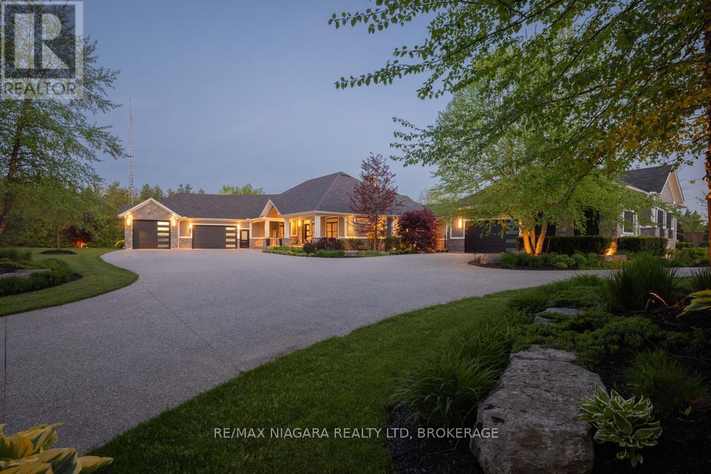 696 Foss Road, Pelham, Ontario  L0S 1C0 - Photo 2 - X13182432