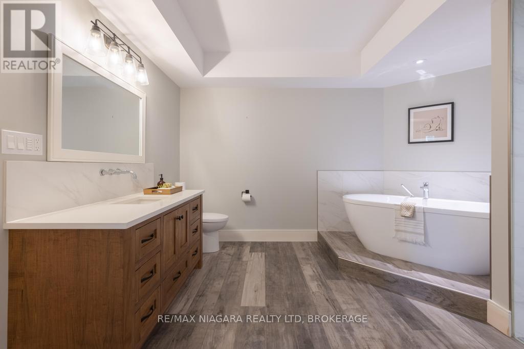 696 Foss Road, Pelham, Ontario  L0S 1C0 - Photo 46 - X13182432