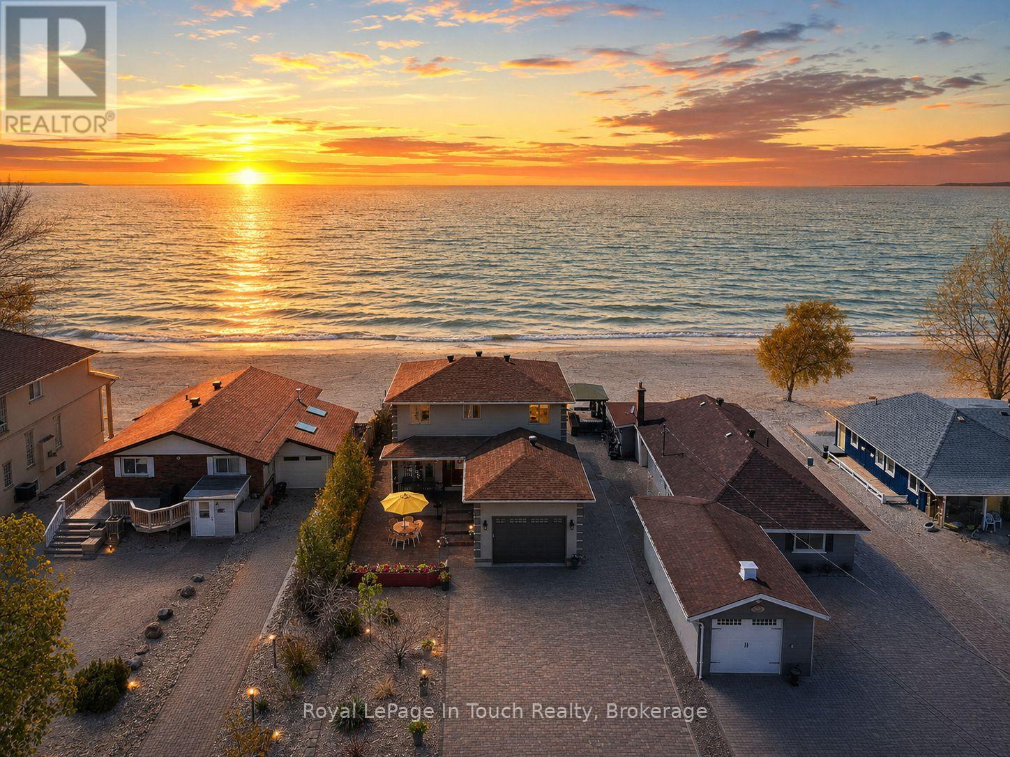 1092 TINY BEACHES ROAD S, tiny, Ontario