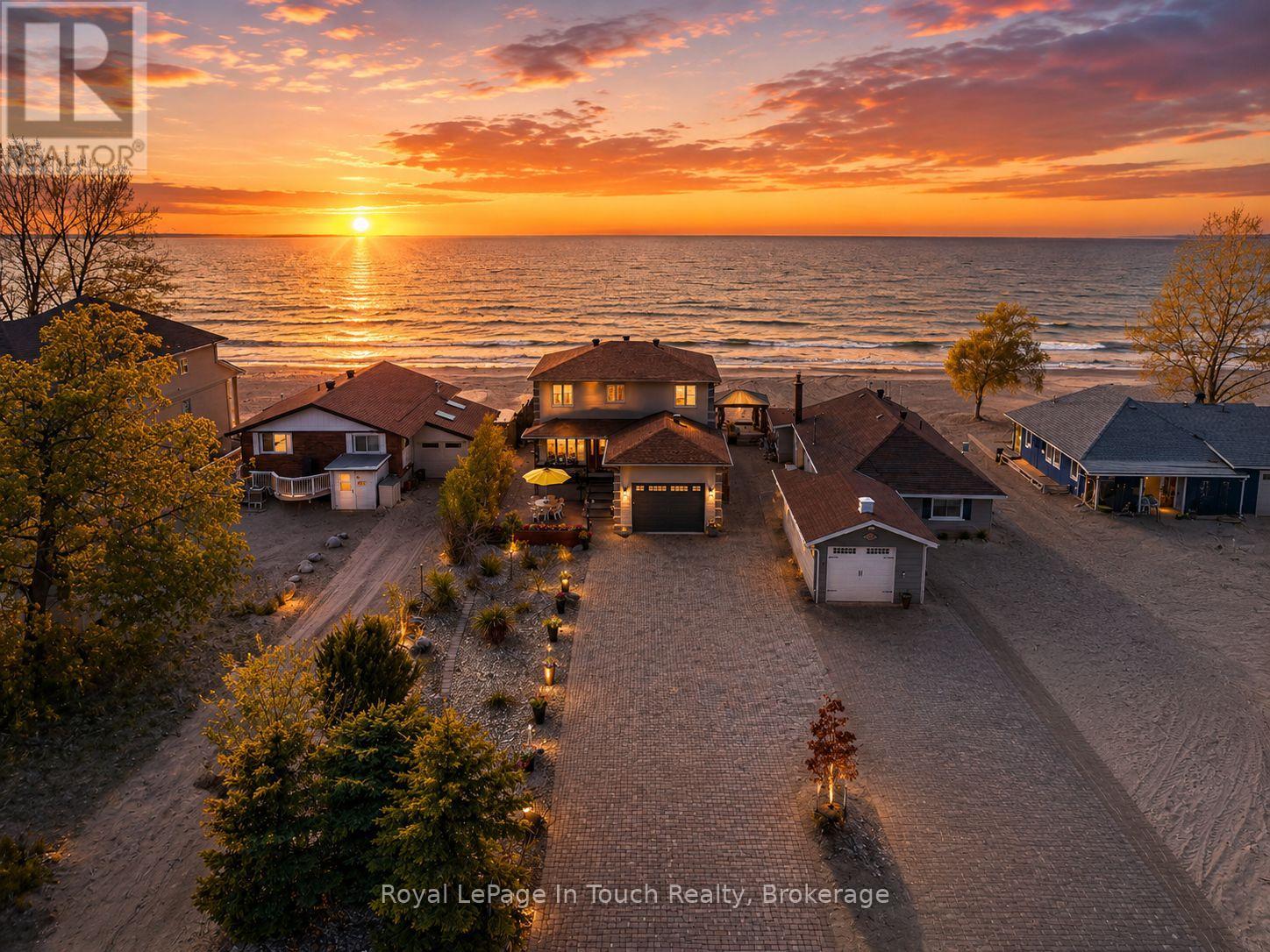 1092 Tiny Beaches Road S, Tiny, Ontario  L0L 2J0 - Photo 34 - S13182566
