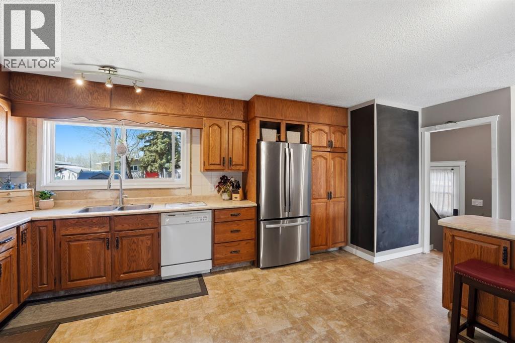26 Odstone Green, Red Deer, Alberta  T4N 5H9 - Photo 9 - A2310819