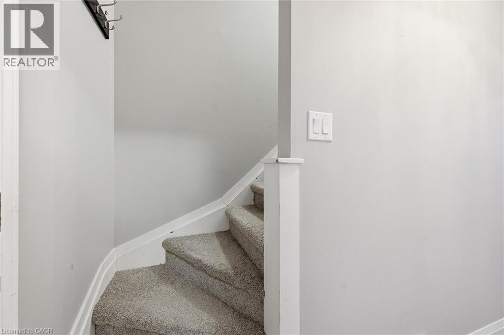 70 Whyte Avenue N, Thorold, Ontario  L2V 2T7 - Photo 24 - 40832801