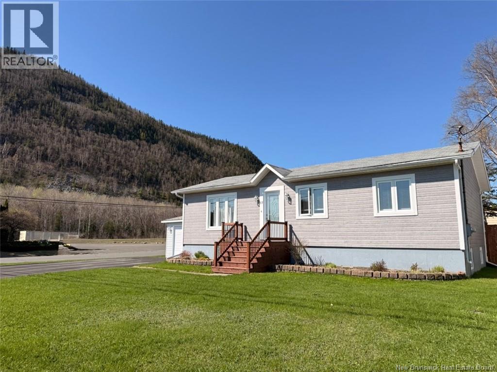17 Pine Street, Campbellton, New Brunswick  E3N 3P6 - Photo 21 - NB140273