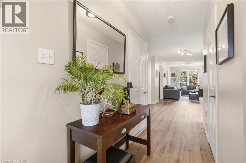 5114 Tree Court, Burlington, Ontario  L7L 6K3 - Photo 6 - 40832814