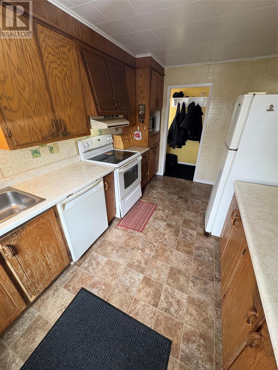 105 Main Street, Bishop's Falls, Newfoundland & Labrador  A0H 1C0 - Photo 17 - 1297763