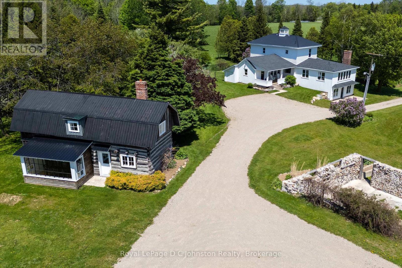 1565 B Line, Arran-Elderslie, Ontario  N0H 2L0 - Photo 2 - X13182584