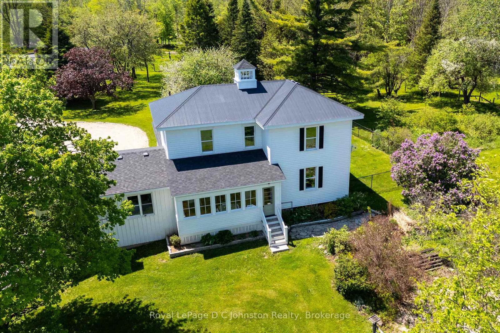 1565 B Line, Arran-Elderslie, Ontario  N0H 2L0 - Photo 4 - X13182584