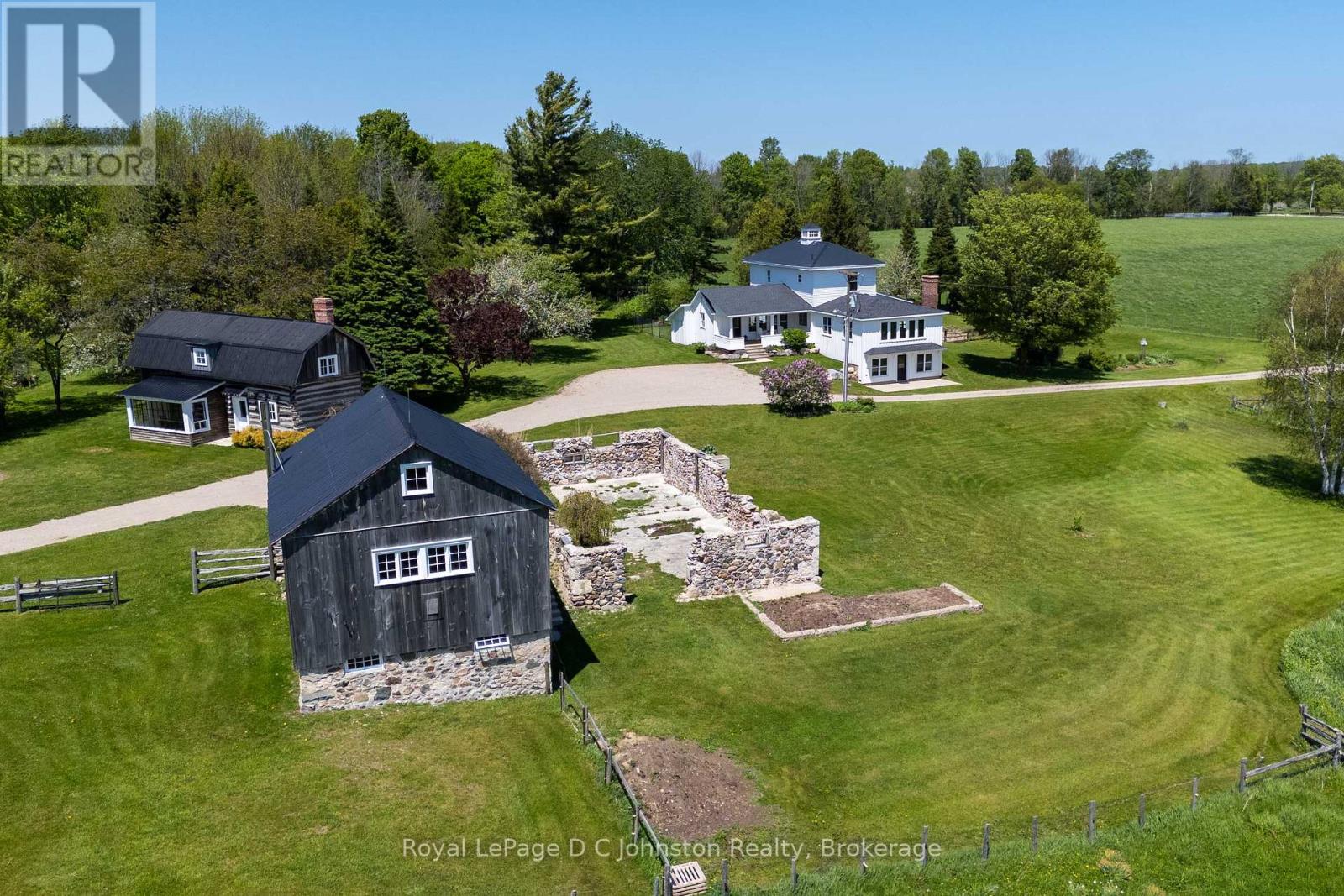 1565 B Line, Arran-Elderslie, Ontario  N0H 2L0 - Photo 6 - X13182584