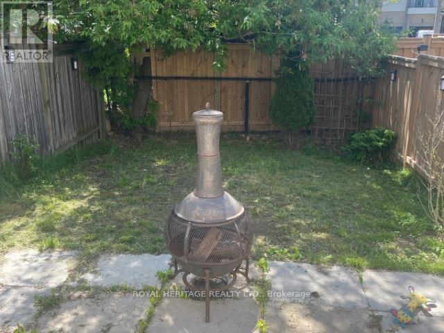 436 Sparrow Circle, Pickering, Ontario  L1V 7E7 - Photo 18 - E13182442