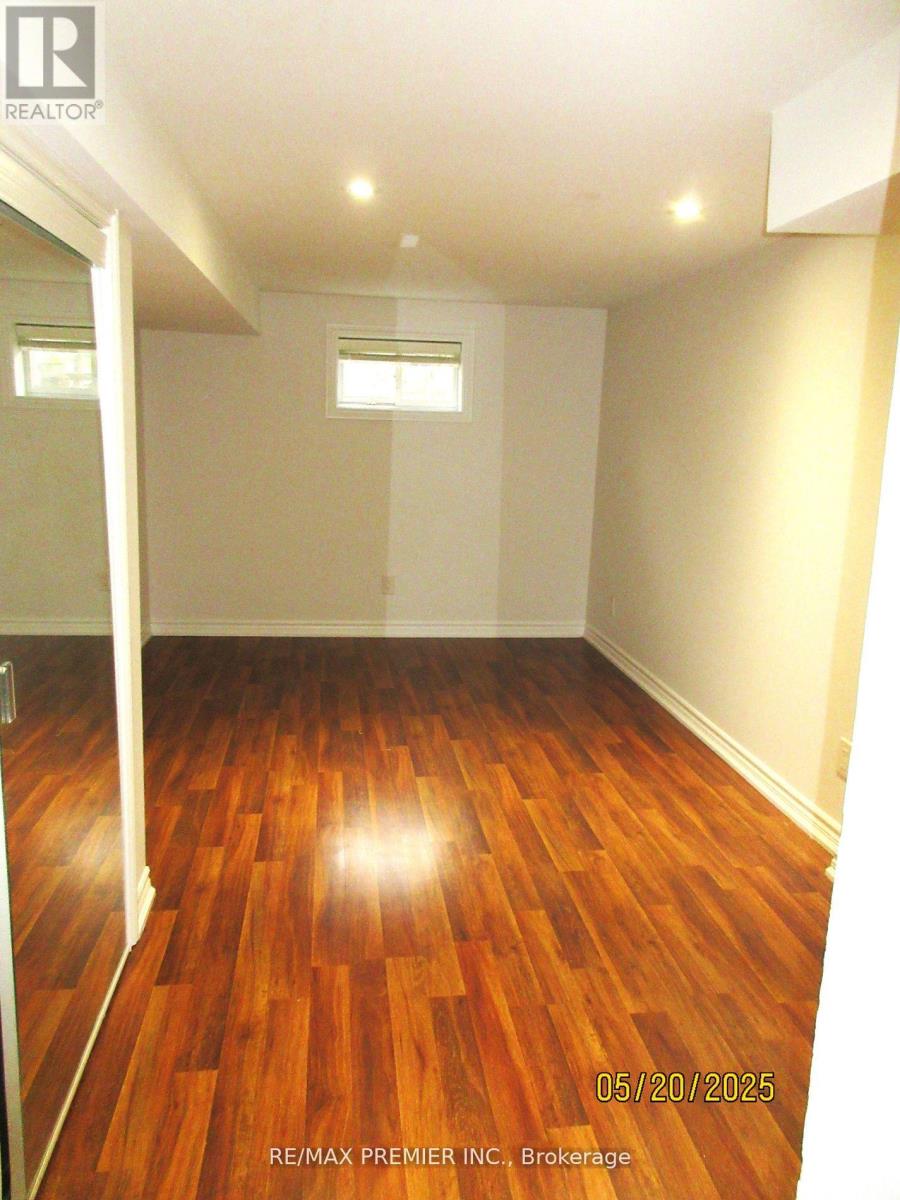 100 Snowood Court, Toronto, Ontario  M3N 1E8 - Photo 7 - W13152108