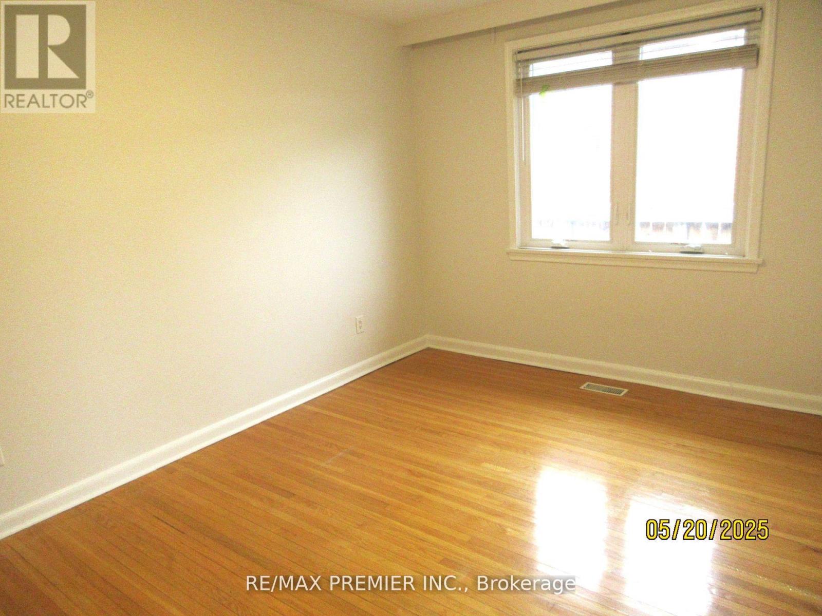 100 Snowood Court, Toronto, Ontario  M3N 1E8 - Photo 17 - W13152108