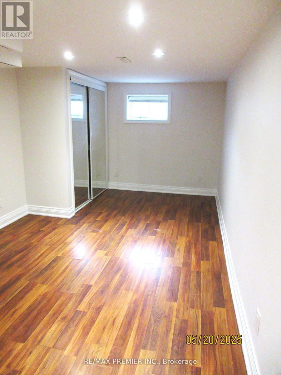 100 Snowood Court, Toronto, Ontario  M3N 1E8 - Photo 9 - W13152108