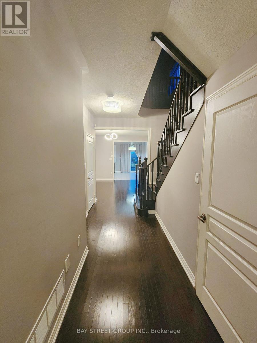 93 Alexie Way, Vaughan, Ontario  L4H 3V3 - Photo 3 - N13182550